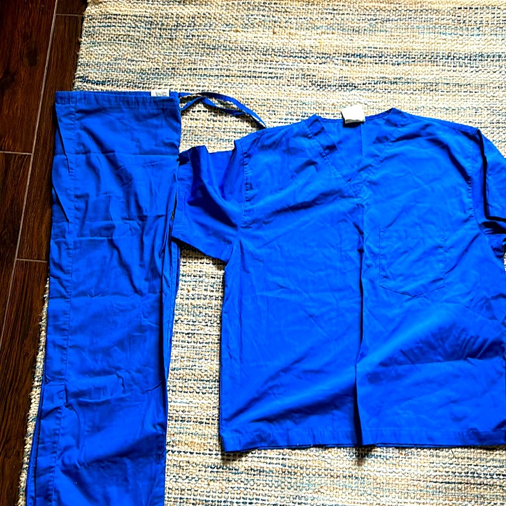 Blue scrubs set (unisex) new